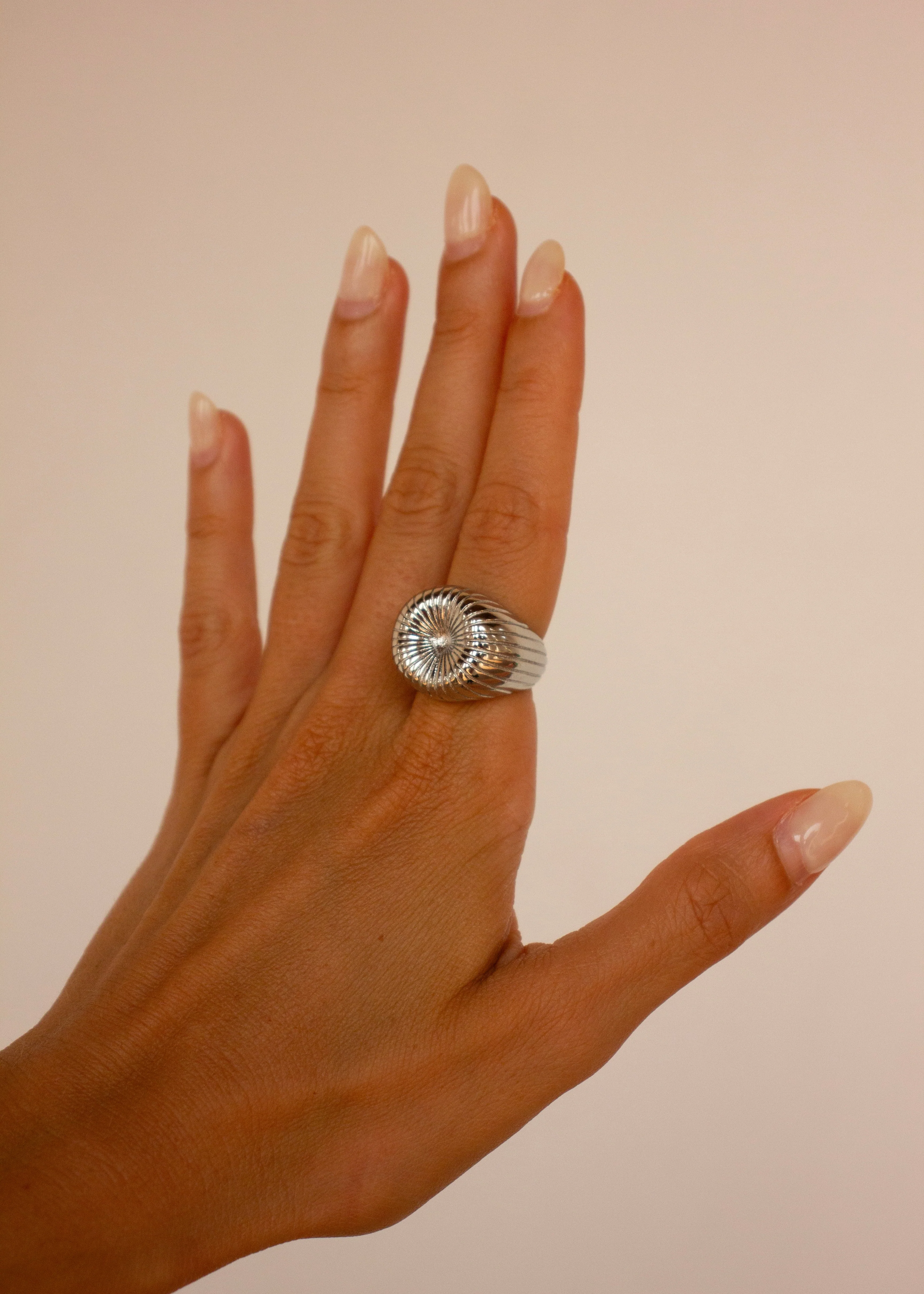 EL AMANTE RING PLATA - Image 2