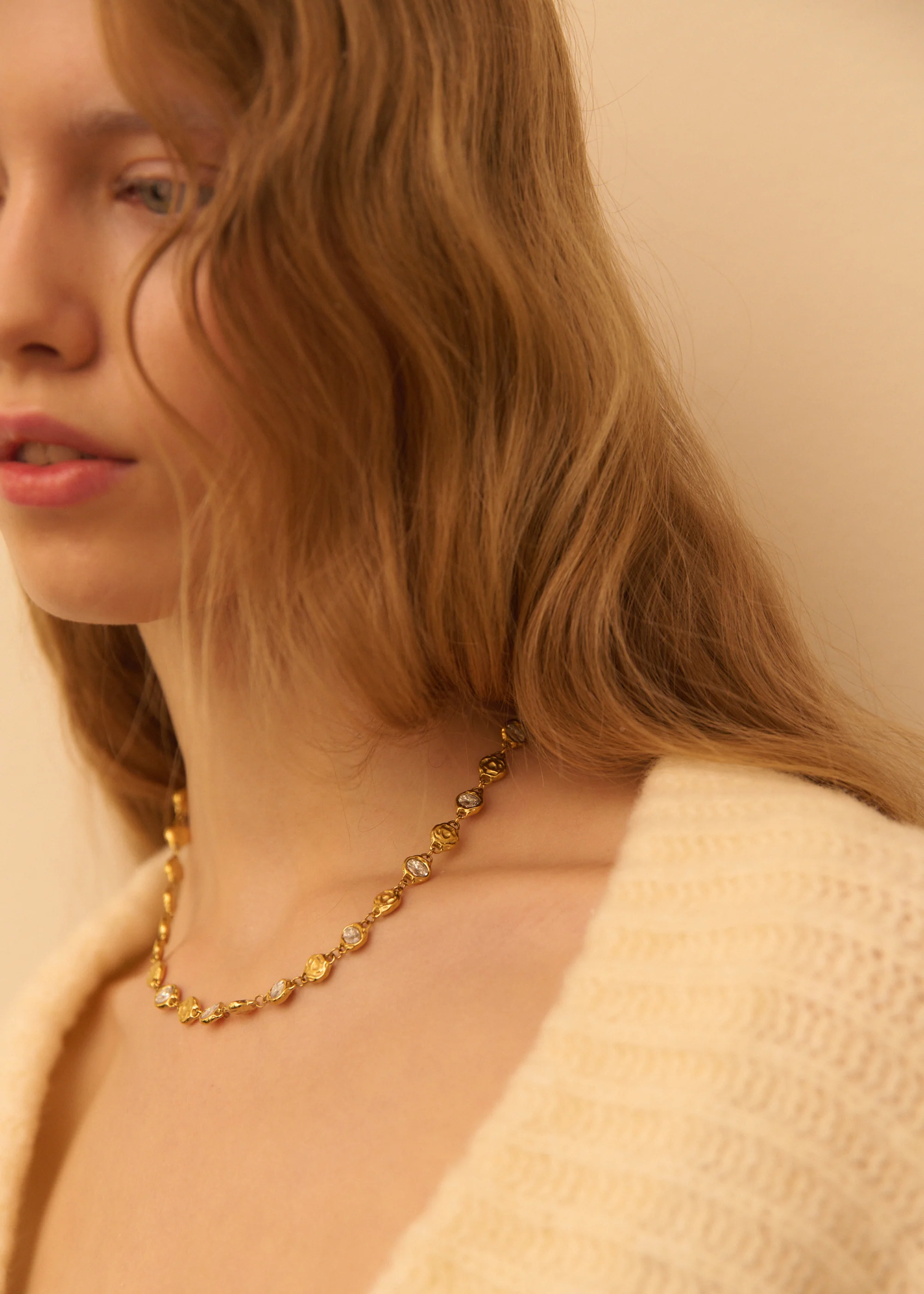 EIRA NECKLACE - Image 7