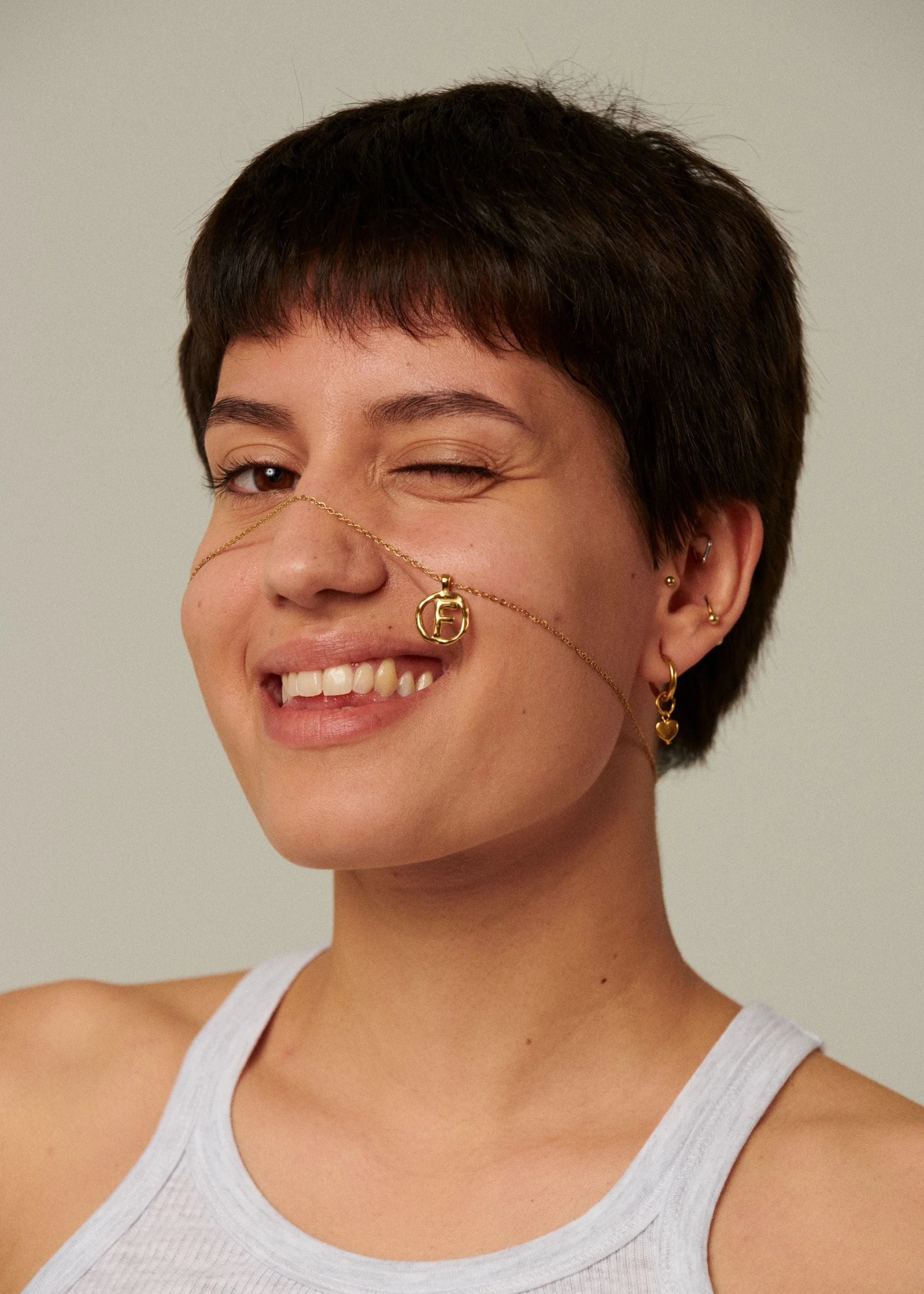 F - THE IDENTITY - Image 5
