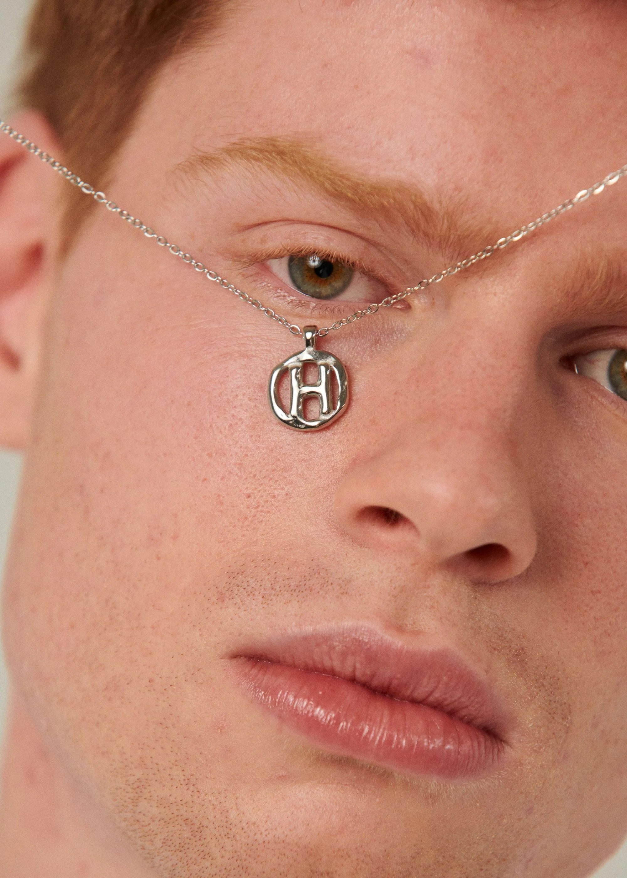 H / PLATA - THE IDENTITY - Image 4