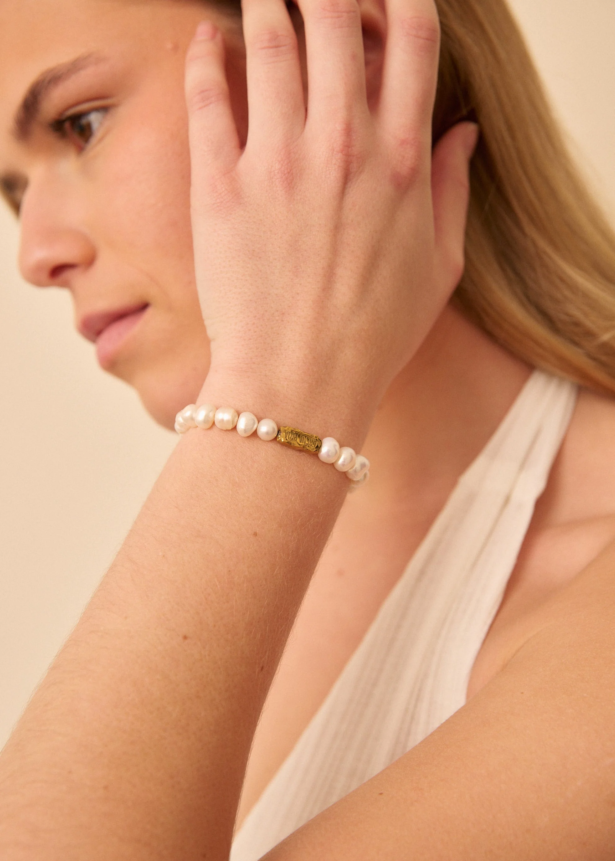 THE CLASSIC PEARL BRACELET - Image 4
